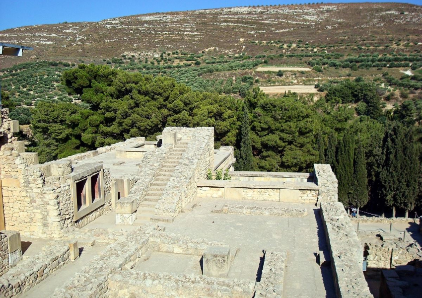 visit-knossos-palace