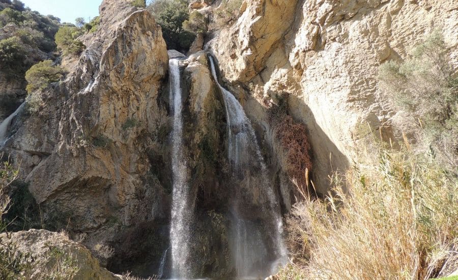 Richtra waterfall and gorge