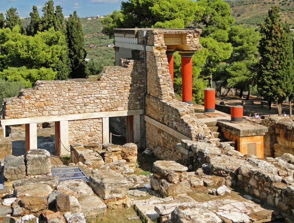 knossos-monument